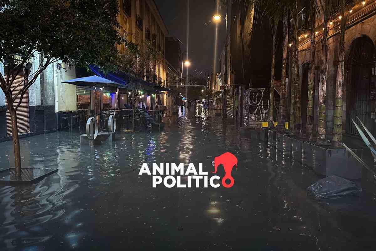 Lluvias dejan afectaciones en operaciones del AICM y Metro; reportan inundaciones en vialidades