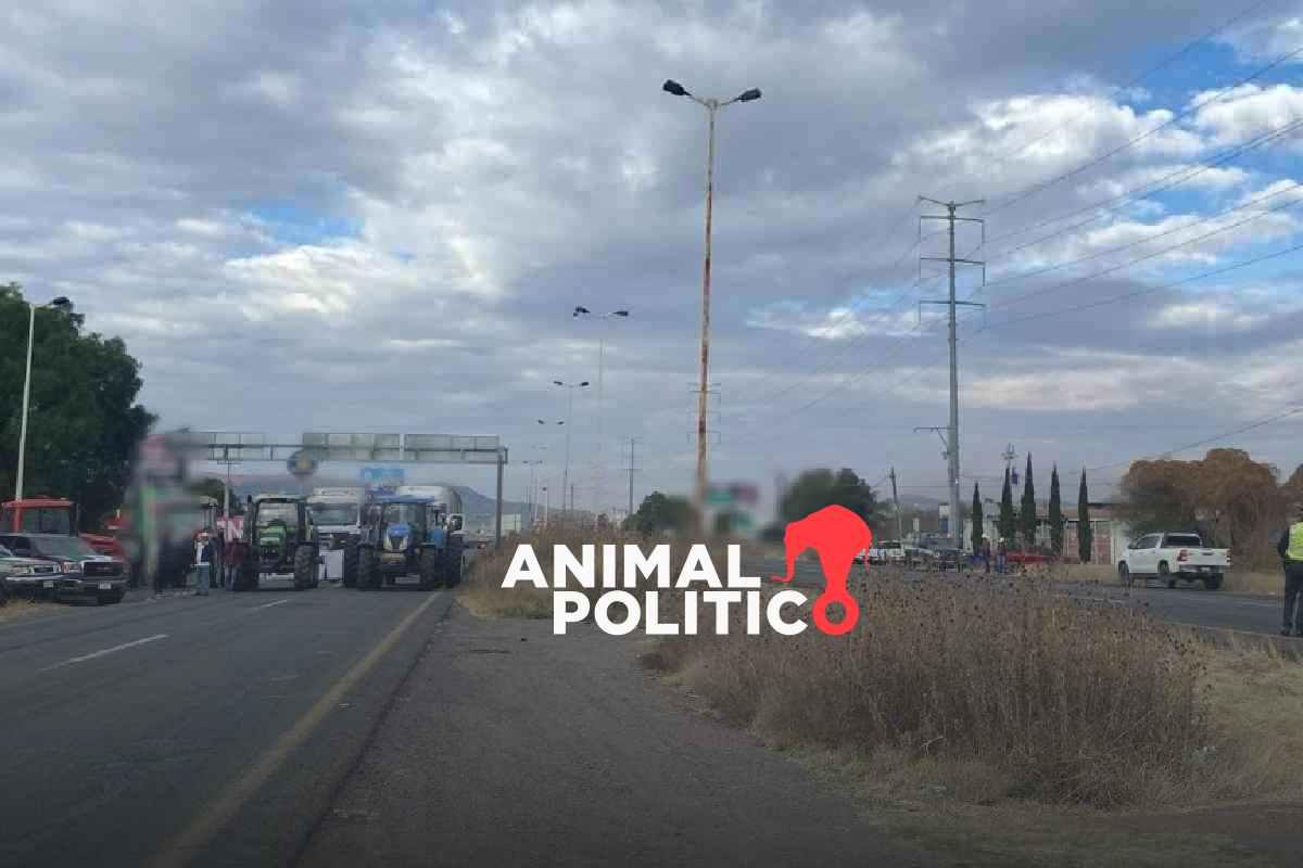 Productores de Zacatecas realizan bloqueos carreteros en la entidad; protestan contra la Ley de Agua