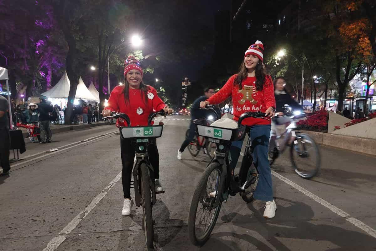 Saca el ugly sweater y lánzate al Paseo Nocturno de Navidad 2025