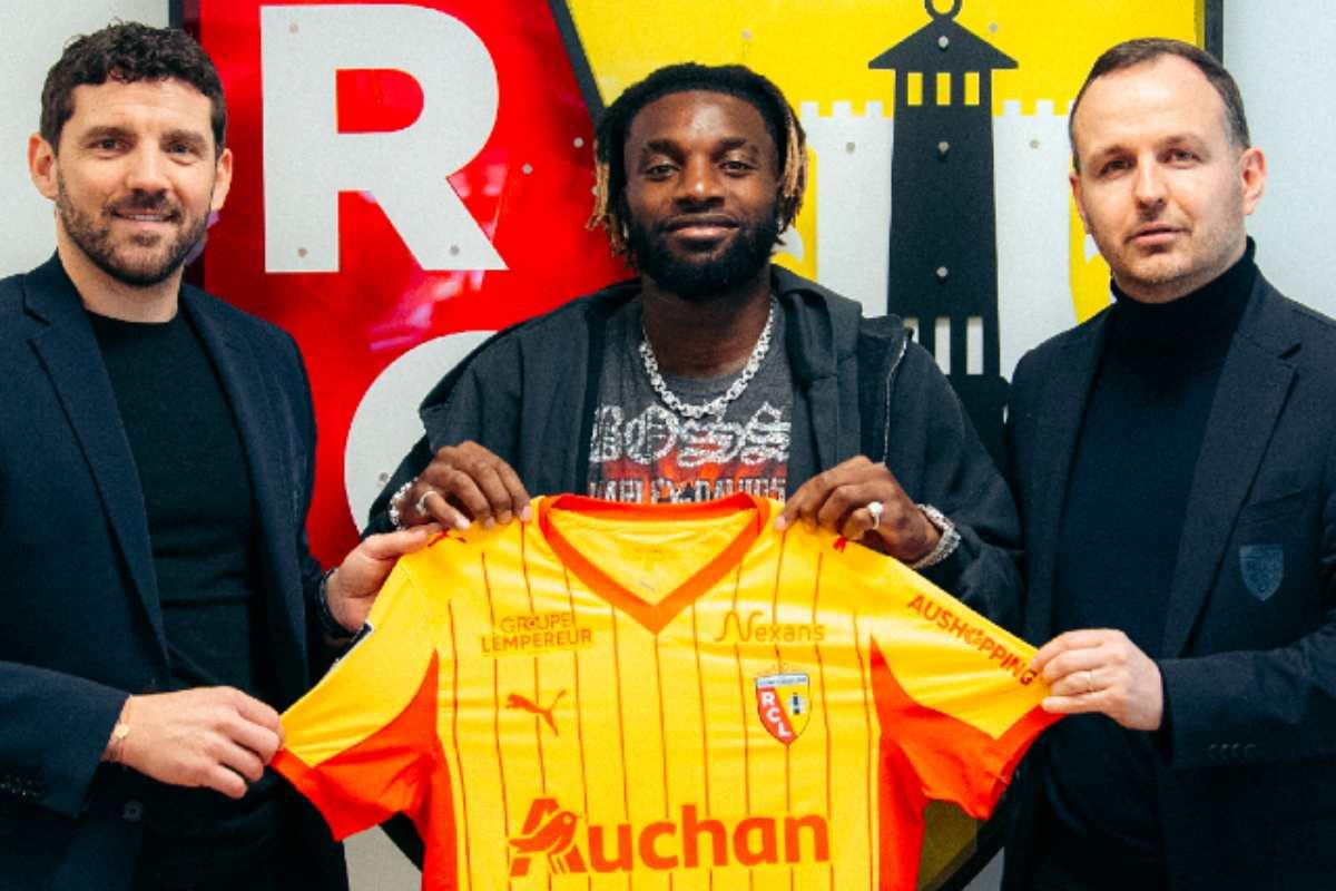 Imagen: Allan Saint-Maximin llega al Lens de Europa tras salida del América