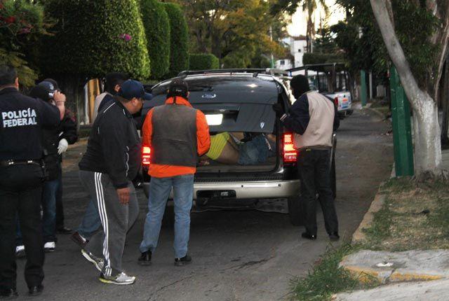 Nuevo grupo criminal se atribuye el asesinato de tres hombres en Cuernavaca