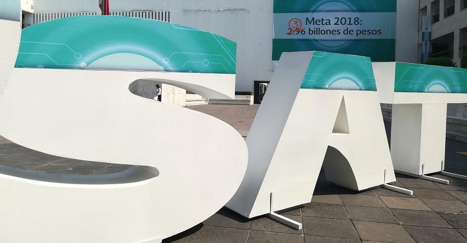 Grandes compañías evaden impuestos usando empresas fantasma, revela el SAT