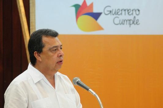 Reporteros de <i>El Sur</i> no se acercarán a gobernador de Guerrero; denuncian agresión de escoltas