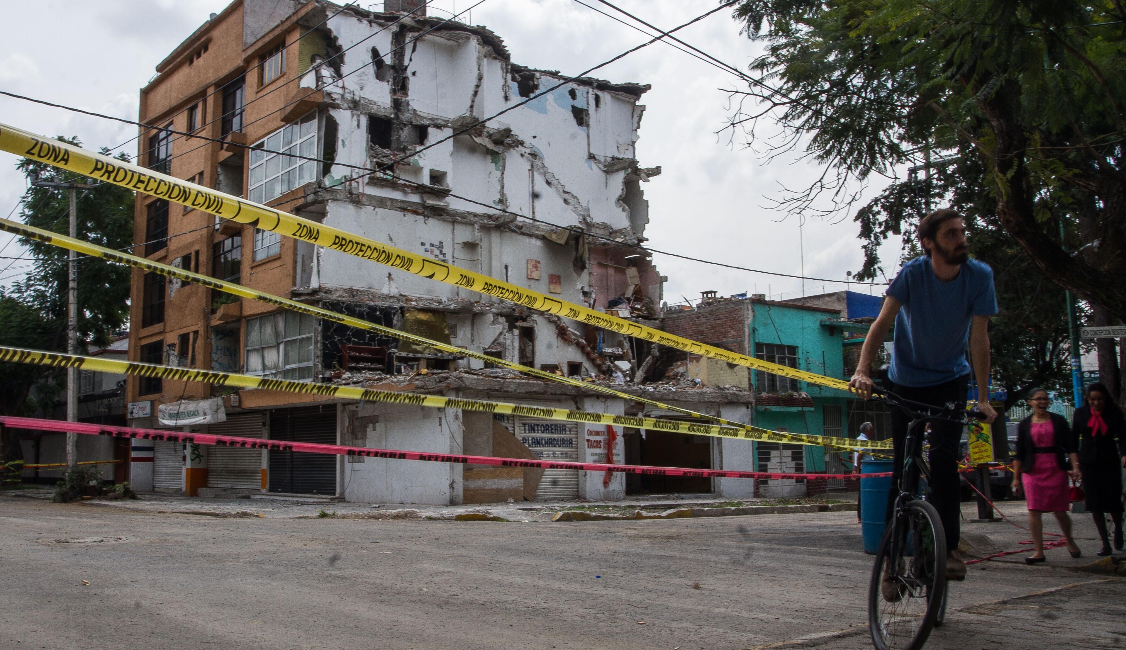 Damnificados del sismo son defraudados con anuncios falsos en su búsqueda de una nueva casa