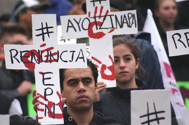 El lunes, 4 marchas por 4 meses de la desaparición de normalistas de Ayotzinapa