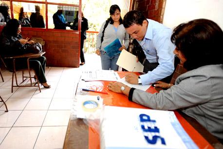 CNTE y Mexicanos Primero debatirán públicamente sobre Evaluación Universal de maestros