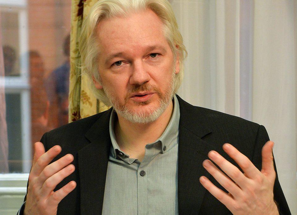 Tras años de asilo político en Londres, Ecuador otorga ciudadanía a Julian Assange