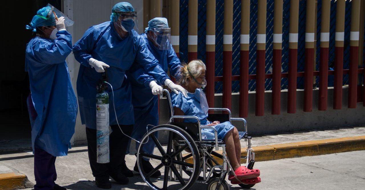 México supera las 7 mil muertes por COVID-19; habrá rebrotes tras reapertura, advierte Salud