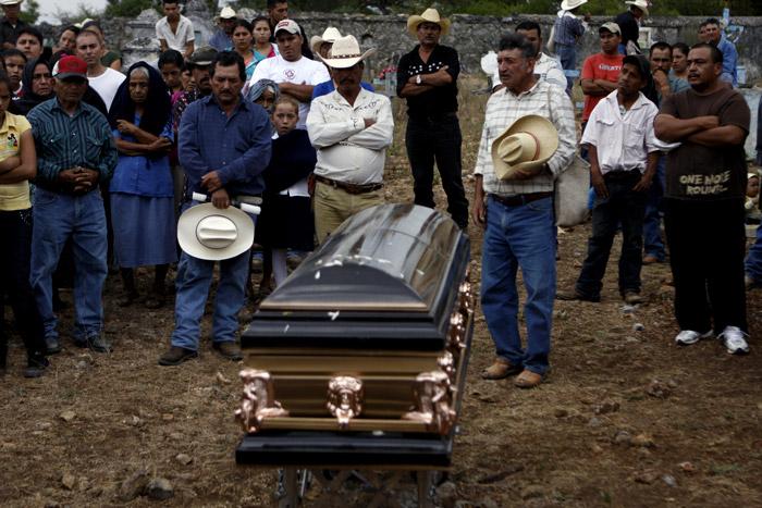 CNDH critica amparo de víctimas de San Fernando