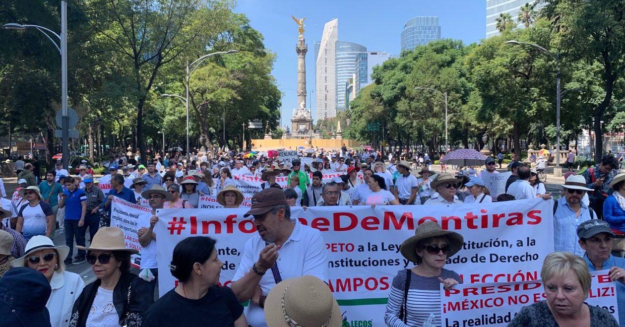 #AsíNoAMLO: Ciudadanos marcharon contra López Obrador el día del Informe de Gobierno