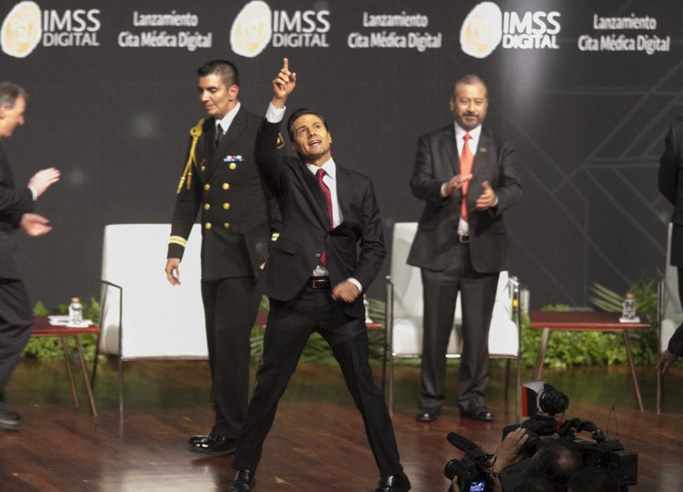 El presidente Peña Nieto se va 10 días de vacaciones; regresará para partir la rosca
