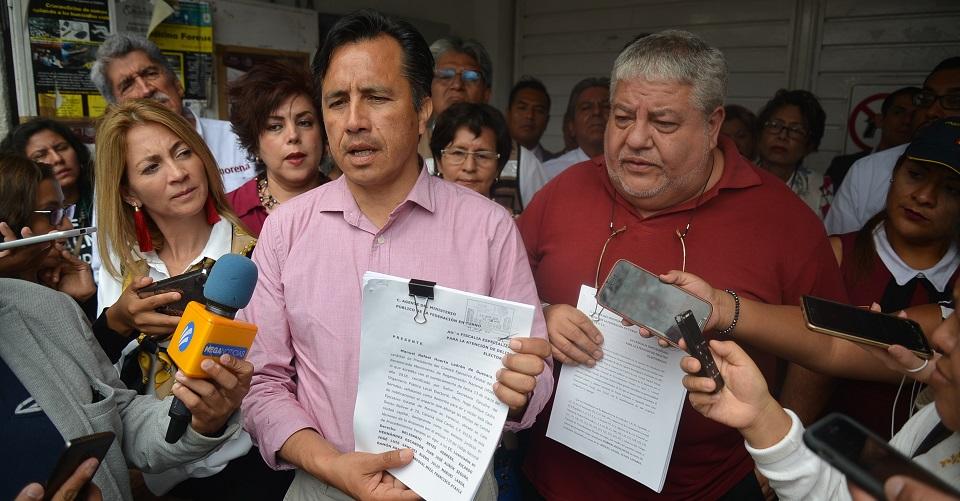 Morena denuncia a Yunes por presunto uso de programas sociales con fines electorales en Veracruz