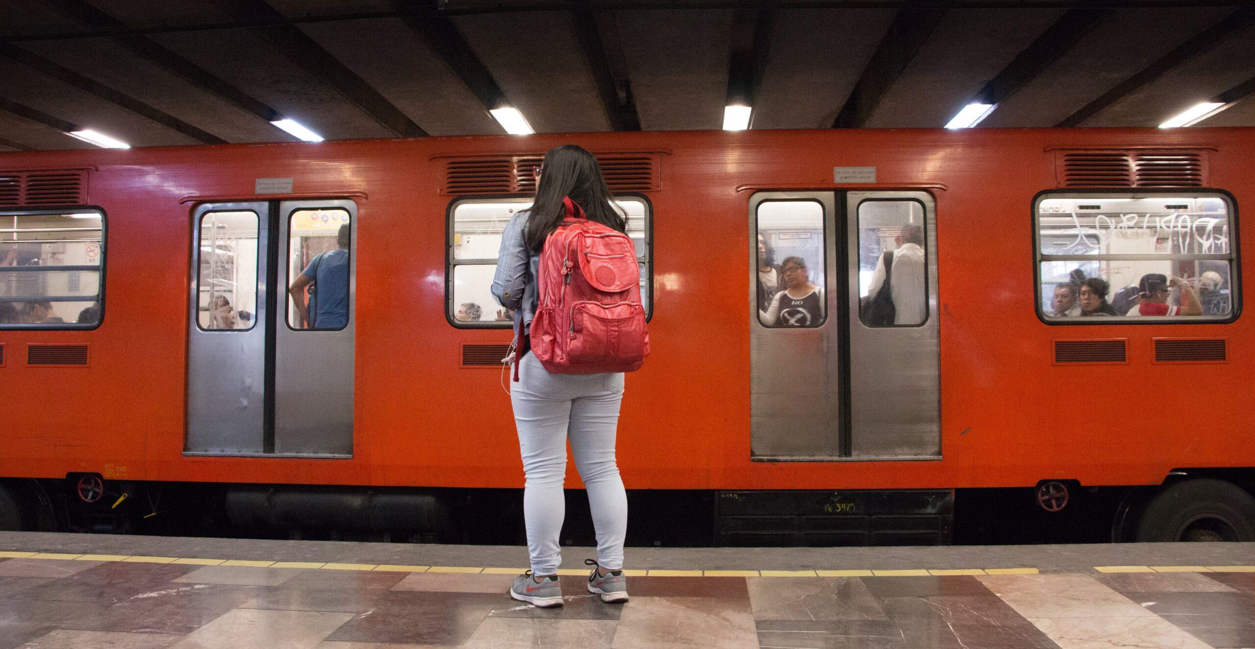 Detienen a presunto acosador en el Metro; CDMX inicia 48 carpetas por ataques a mujeres