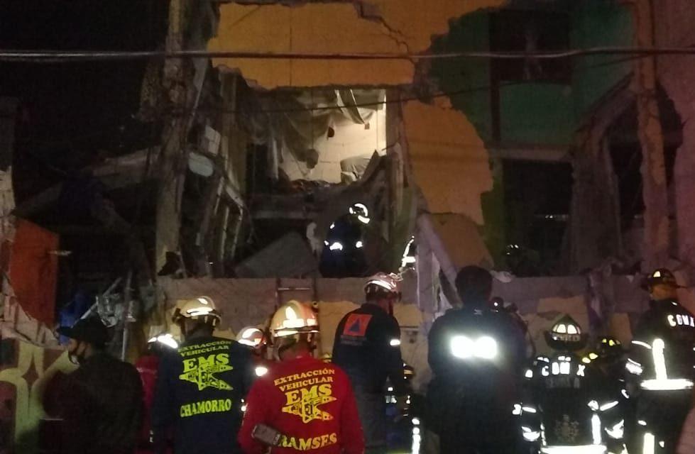 Dos muertos y 25 lesionados por explosión en la colonia Morelos; fiscalía abre investigación