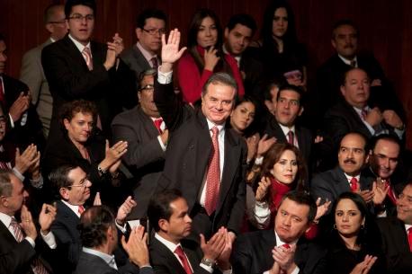 Peña Nieto da <i>el visto bueno</i> a Coldwell para la dirigencia del PRI