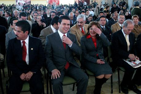 Gobernador de Zacatecas aumentó la deuda estatal en 805%