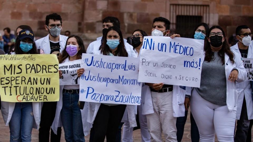 Secretaría de Salud evaluará no enviar a pasantes de medicina a zonas inseguras tras asesinato de estudiante en Durango