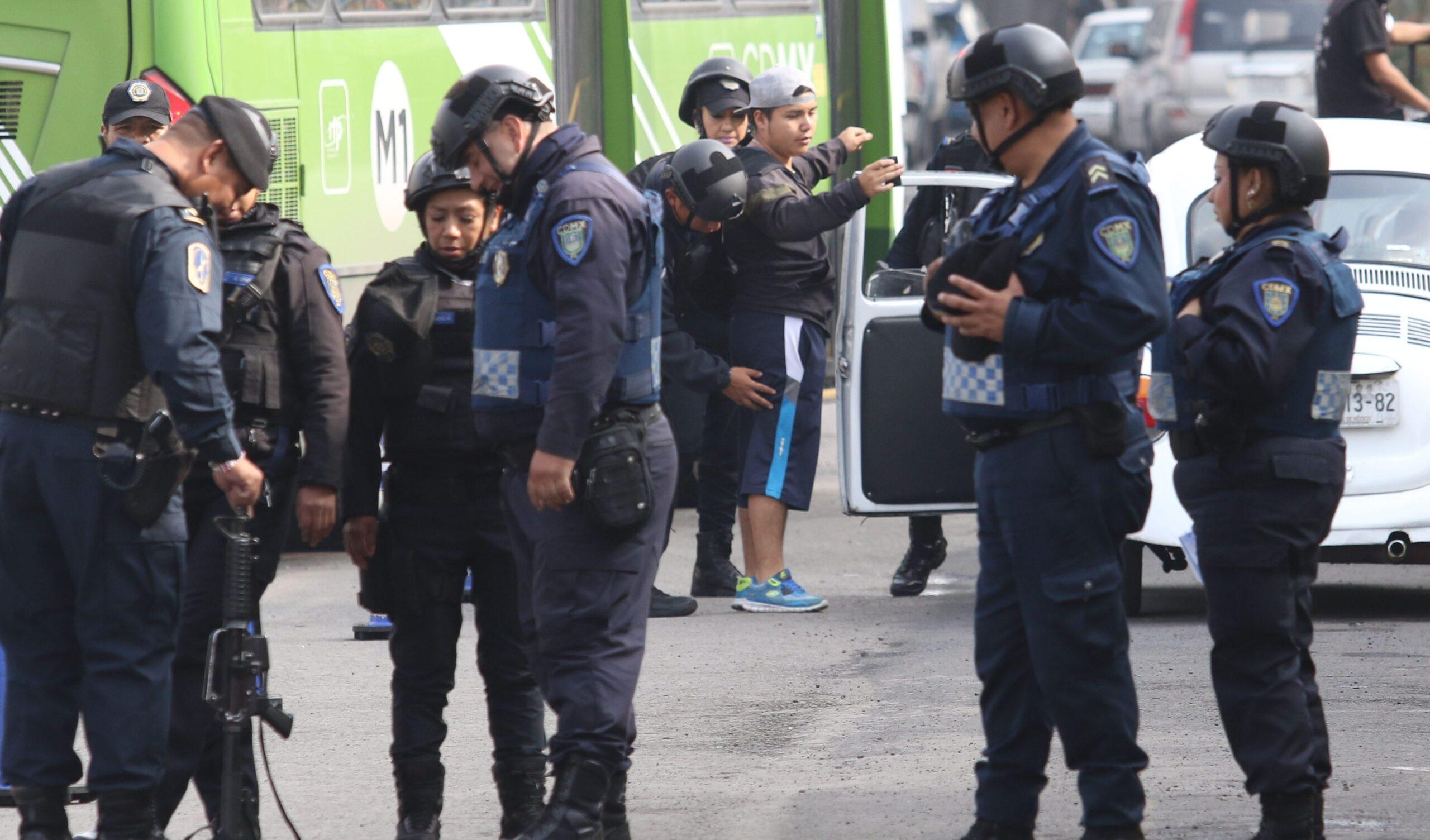 Cesan a cuatro agentes del MP en Tláhuac por ayudar a narcomenudistas de El Ojos