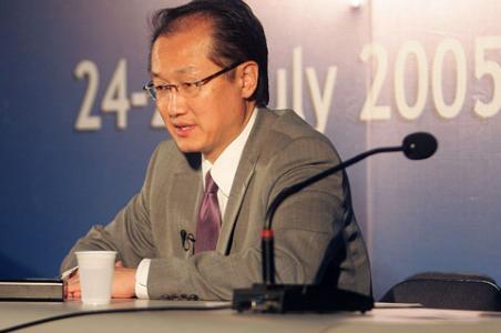 Obama propone a Jim Yong Kim como nuevo presidente del BM