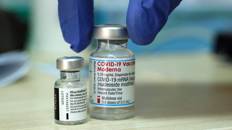 EU autoriza combinar vacunas Pfizer, Moderna y J&J como refuerzos contra la COVID