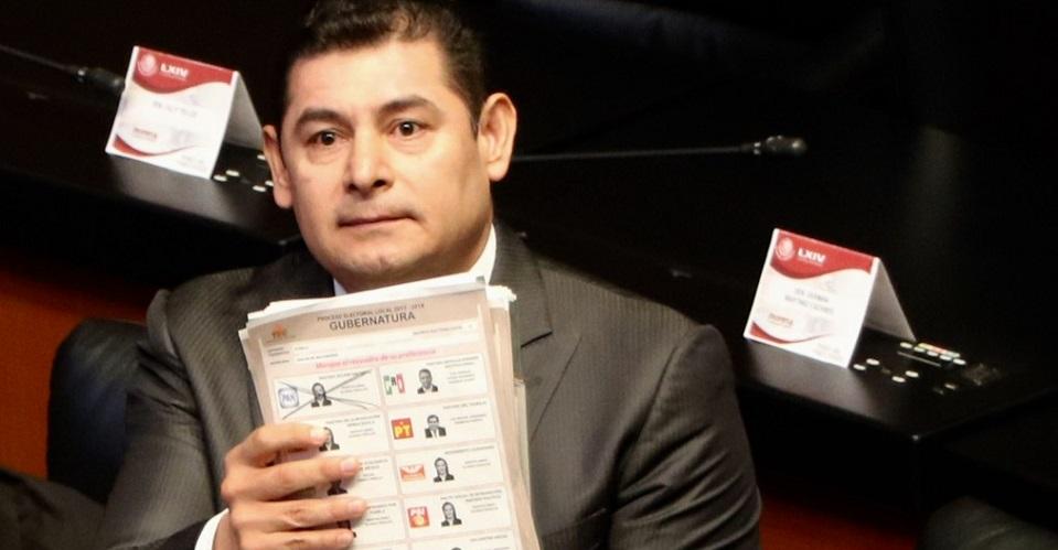 Senadores de Morena respaldan a Alejandro Armenta para ser candidato en Puebla