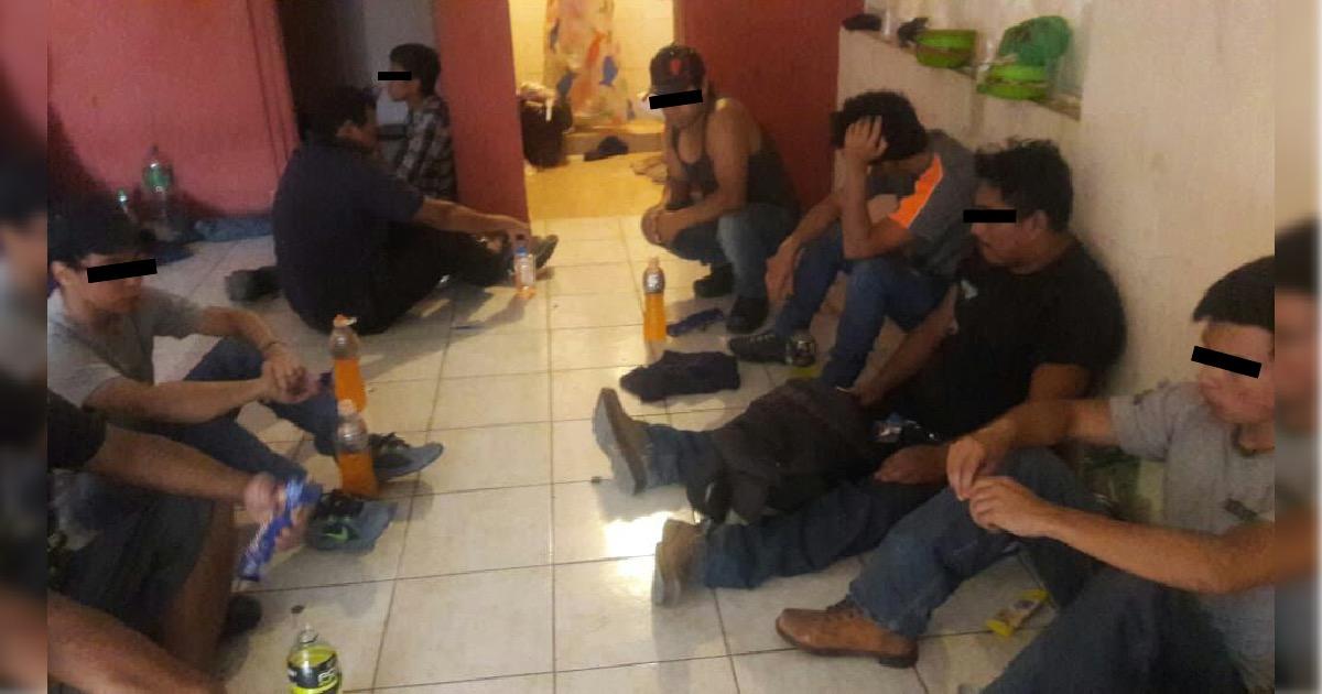Rescatan en Chihuahua a 13 indocumentados centroamericanos secuestrados en una papelería