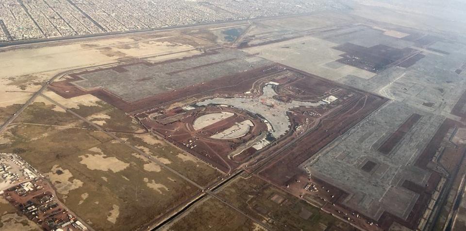 Equipo de AMLO critica Nuevo Aeropuerto y alerta sobre inundaciones; gobierno de EPN defiende la obra