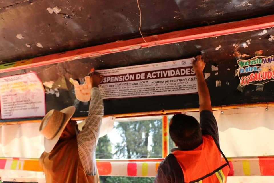 Xochimilco suspende 49 trajineras de dos embarcaderos por incumplir con reglamento