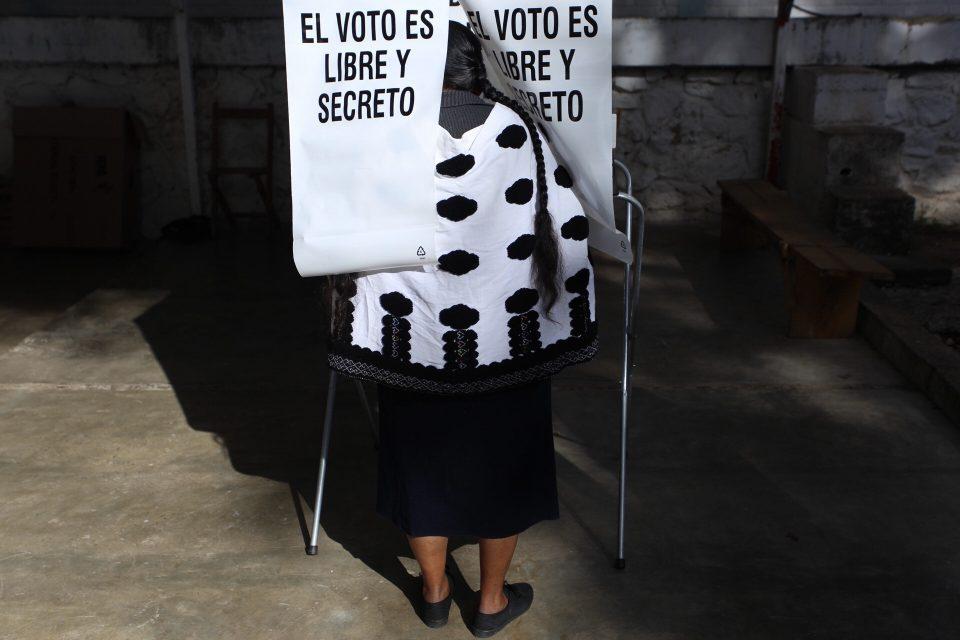 Robaron 70 paquetes electorales en Puebla; casi el 60% a punta de pistola