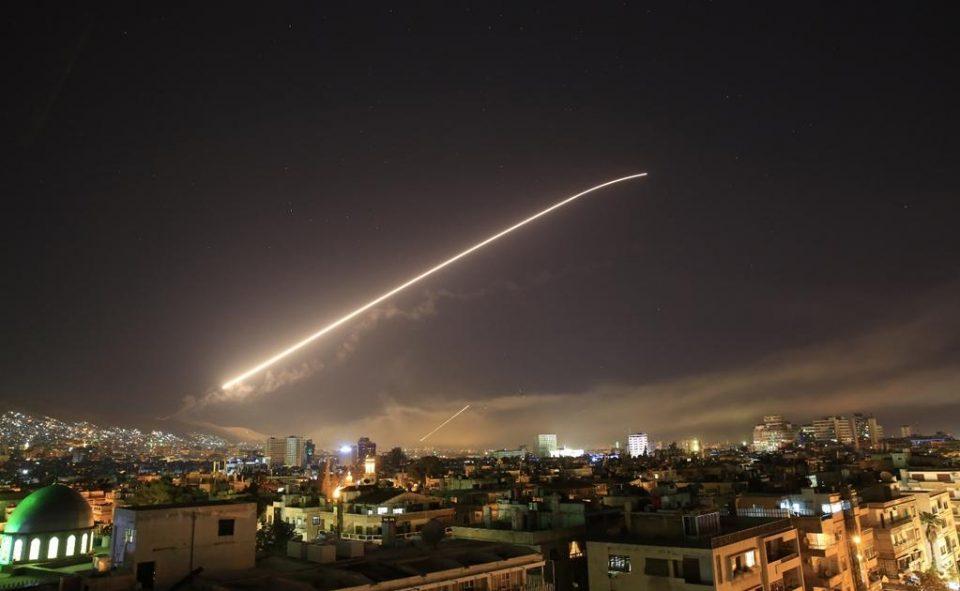 Misión cumplida: Trump celebra ataque contra Siria; Rusia e Irán advierten consecuencias
