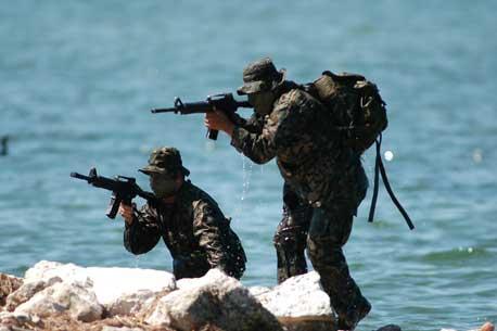 Muere marino y 12 presuntos “Zetas” tras enfrentamiento en Tamaulipas