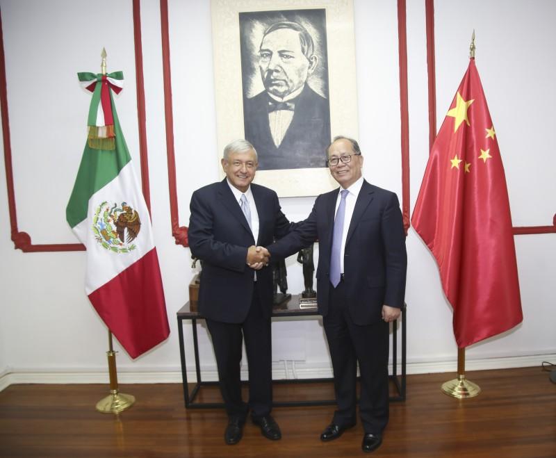 China quiere aumentar el comercio e invertir más en México, dice Ebrard sobre encuentro entre AMLO y Qiu Xiaoqi