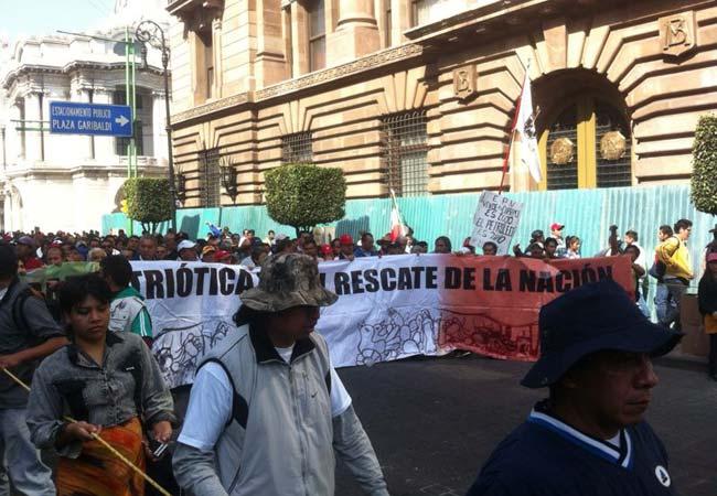 Marcha del #1DMX termina con incidentes menores