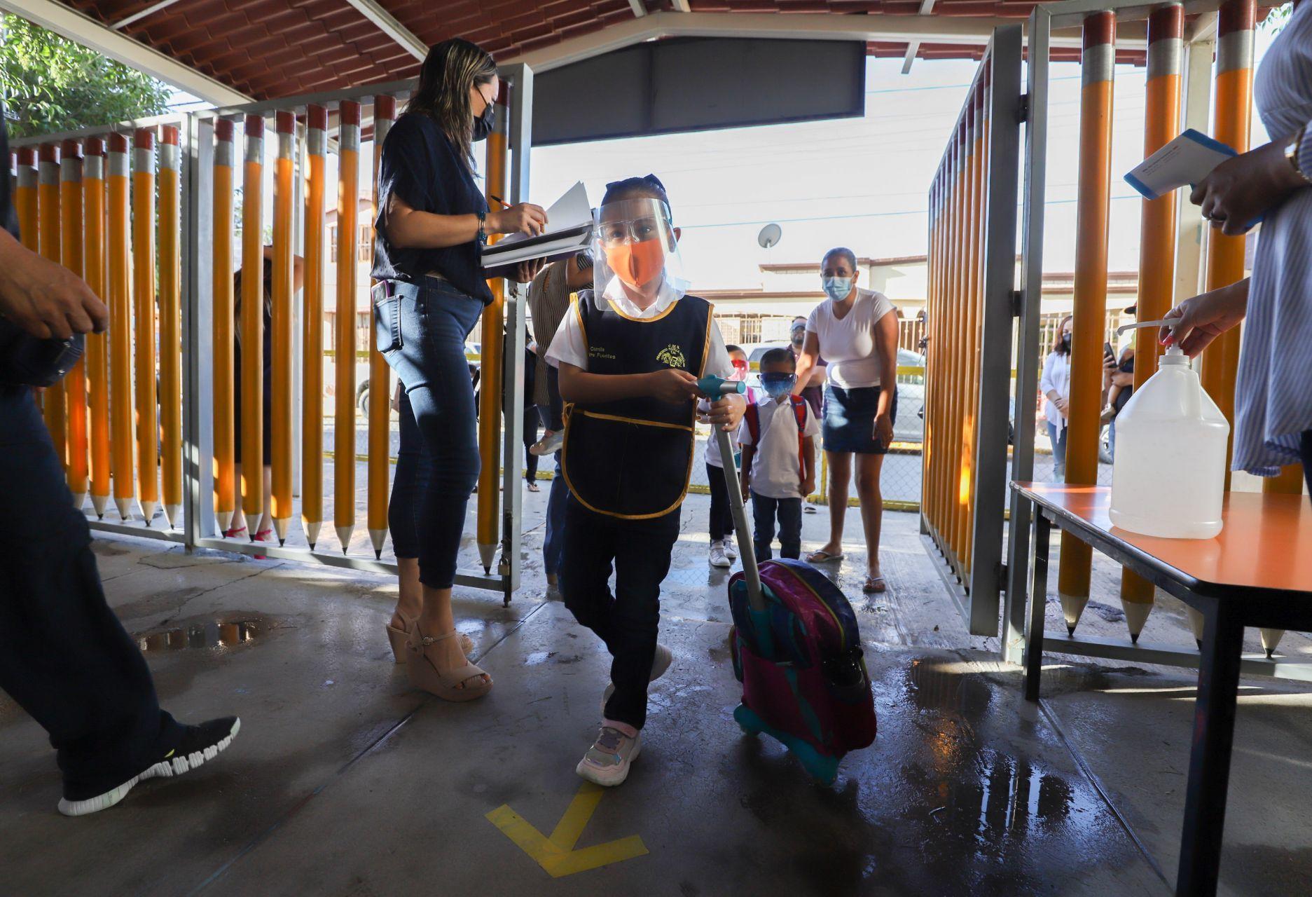 Coahuila registra 80% de asistencia en primer día de regreso a clases