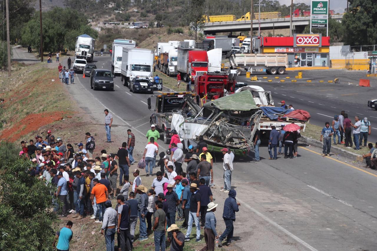 Candidatos de Morena en Texcoco suspenden campañas tras accidente que dejó 11 muertos