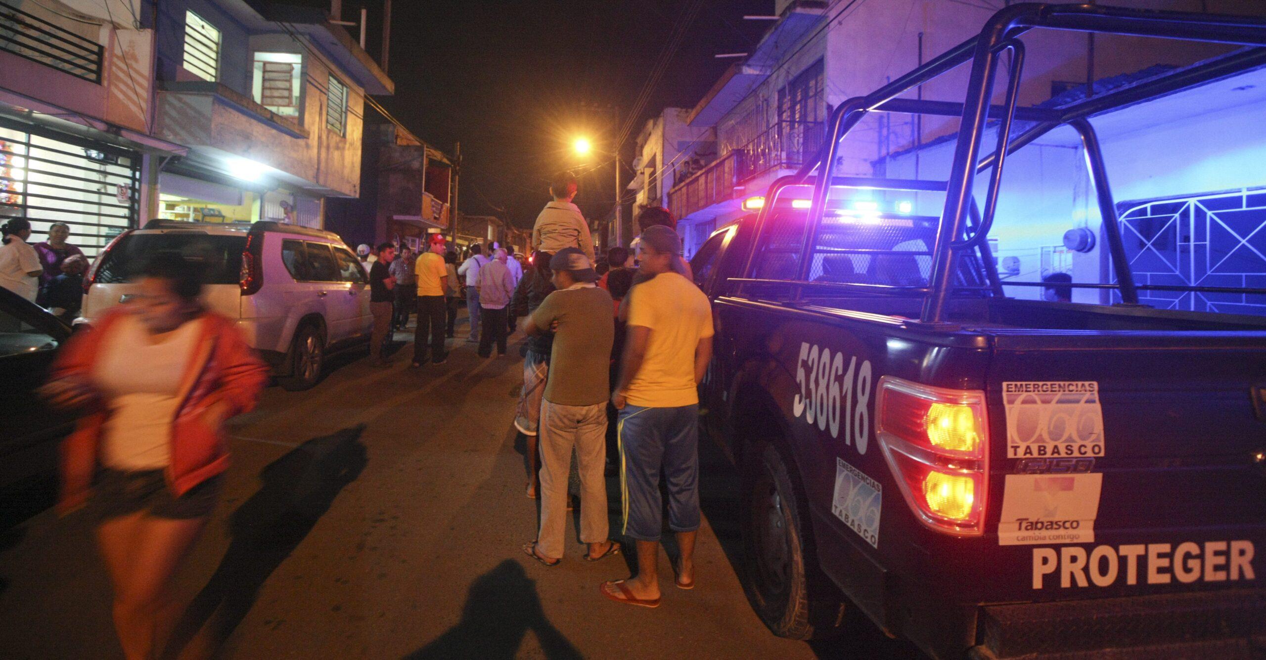 Asesinan en su casa a un menor y sus familiares en Huimanguillo, Tabasco