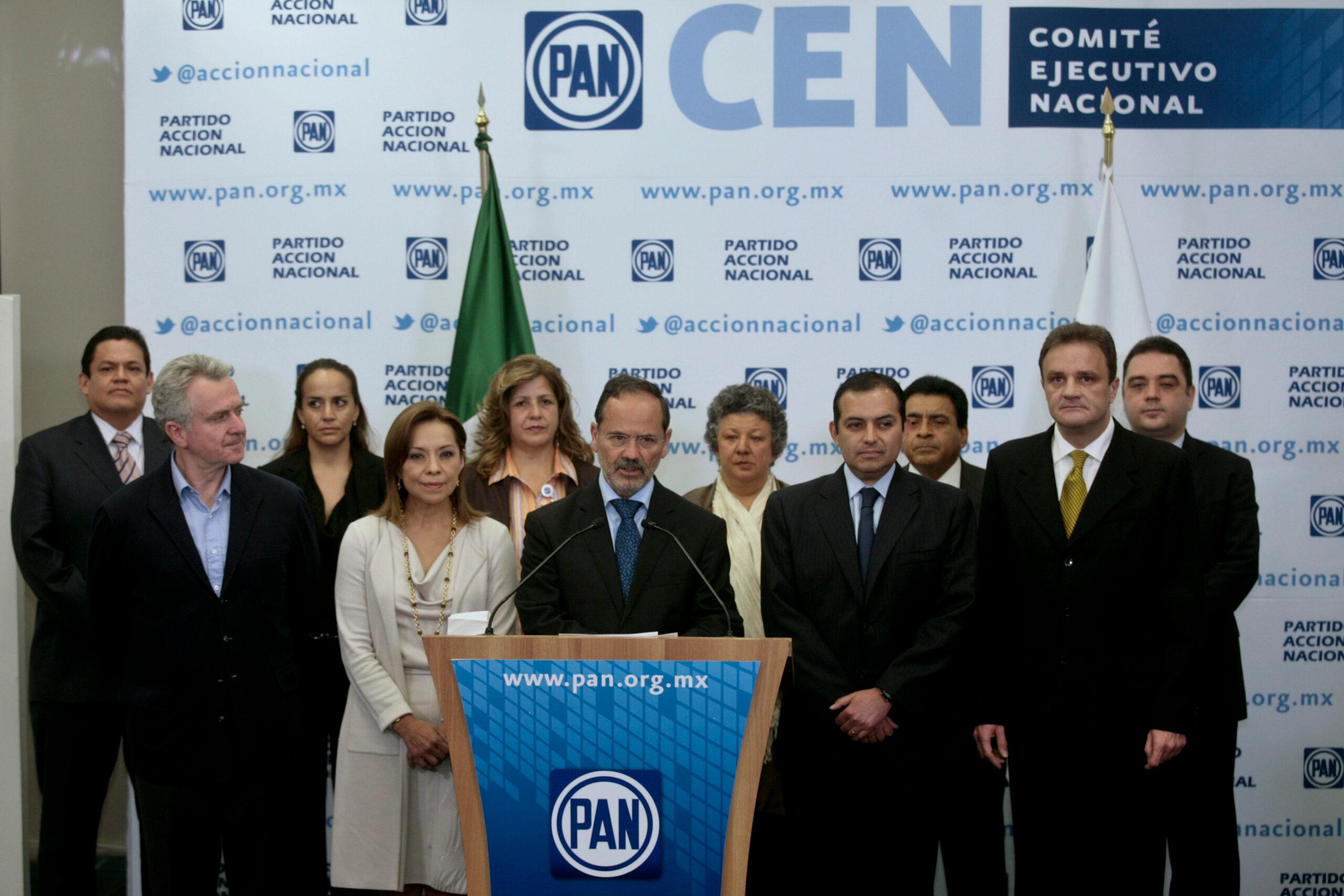 Vázquez Mota integra a Creel y Cordero en su campaña
