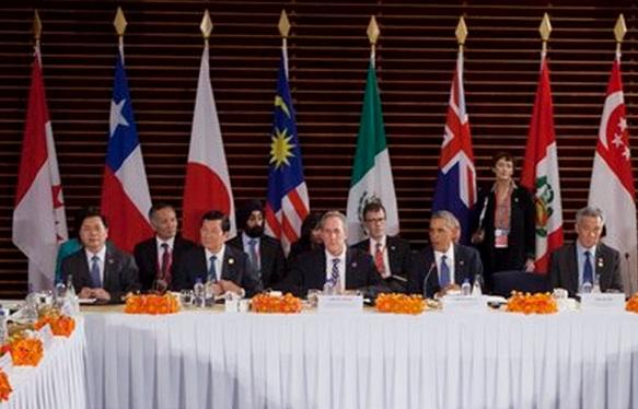 México firma el TPP, una alianza comercial que perjudicará a los ciudadanos, según dos premios Nobel