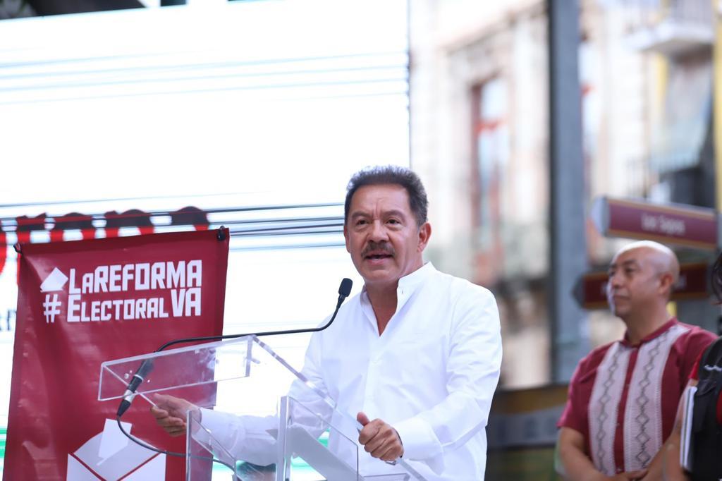 Morena vs. Morena: el diputado Ignacio Mier denuncia ante la FGR al gobernador Miguel Barbosa, a Santiago Nieto y otros
