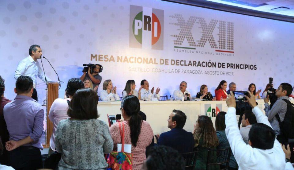 PRI abre la puerta a candidatos externos para 2018; pero deja a militantes sin voto para elegirlo
