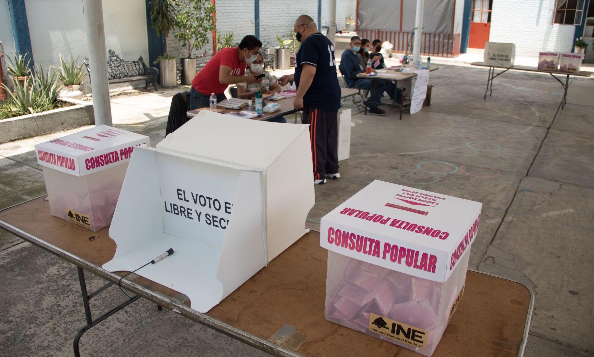 Consulta popular transcurrió entre reclamos de Morena y poca participación; INE inicia conteo de votos