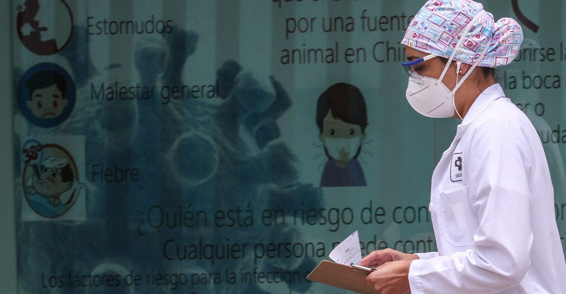 México suma 926 muertes y se aproxima a los 54 mil decesos por COVID-19