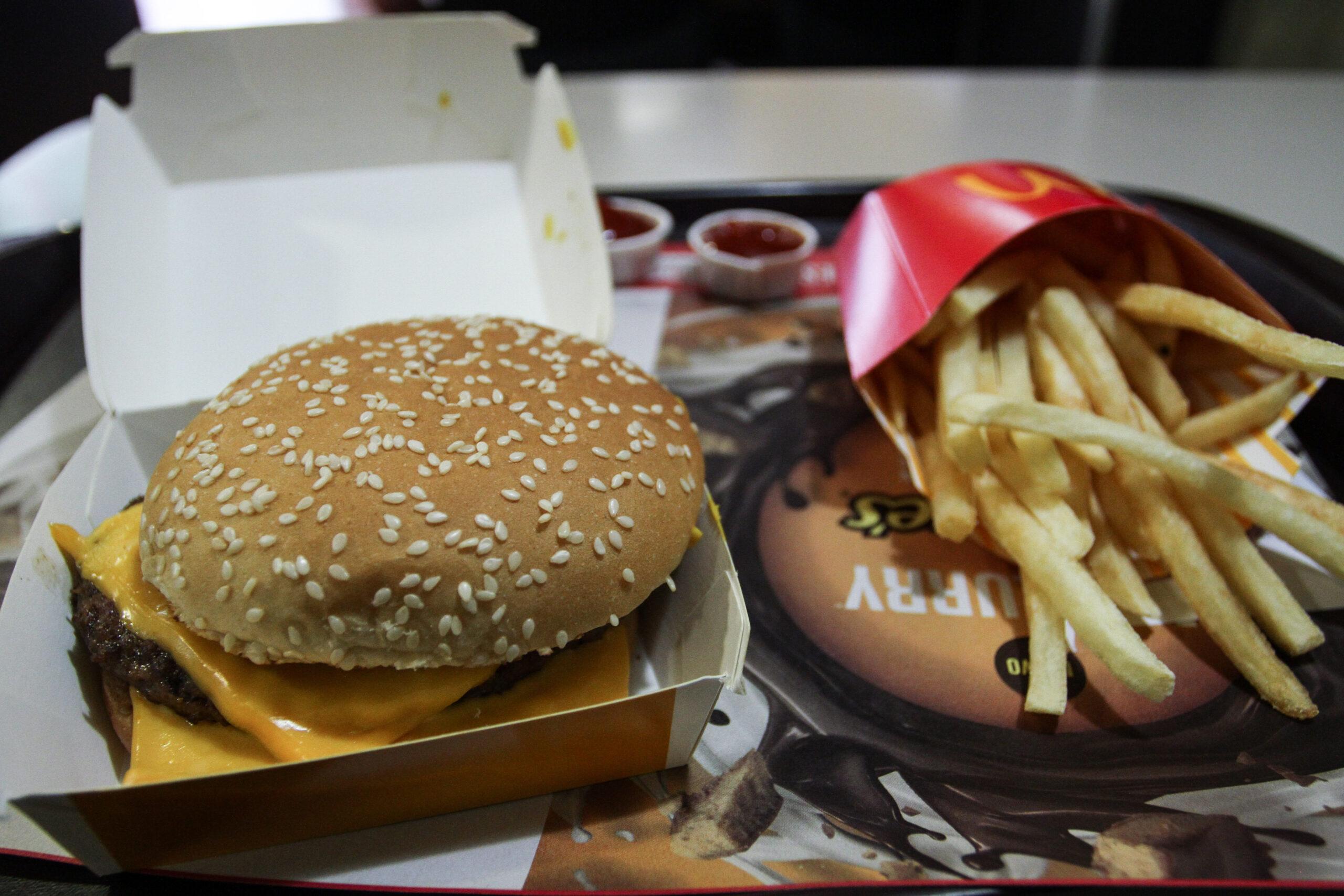 McDonald’s denunciará a la persona que puso una cabeza de rata en hamburguesa