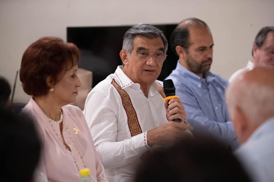 Américo Villarreal, gobernador electo de Tamaulipas, acusa a García Cabeza de Vaca de promover orden de arresto en su contra