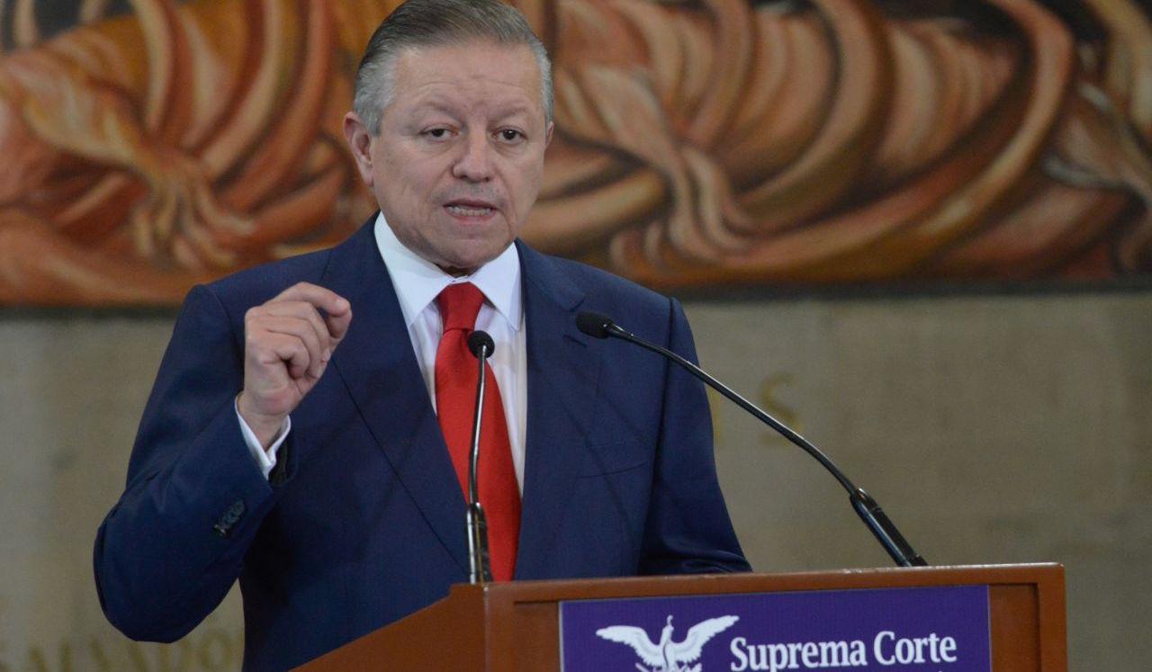 Prisión preventiva castiga la pobreza, dice presidente de la Corte