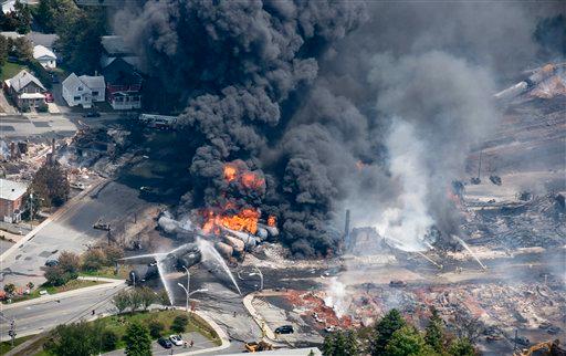 Reportan 60 desaparecidos en Quebec tras accidente de tren