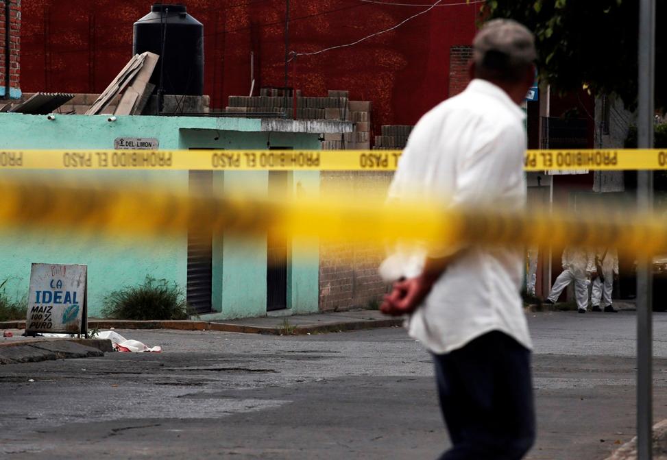 Matan a cinco mujeres en Zacatecas; las hallan en una camioneta