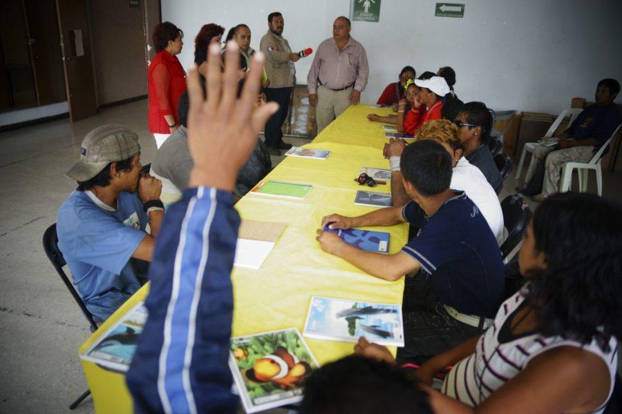 Durante 2021, 804 mil personas se incorporaron al rezago educativo; la ASF ve en el INEA falta de revisión a estrategias