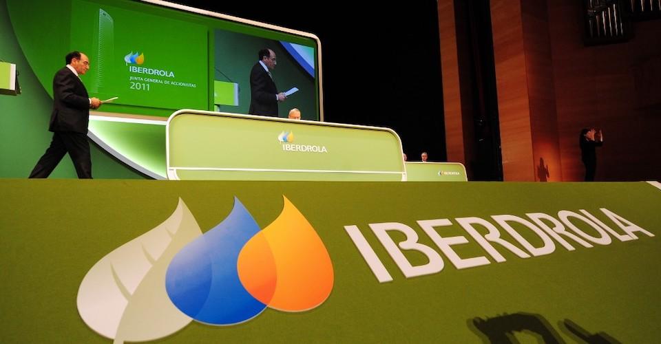 CRE promueve multa millonaria para Iberdrola por presunta venta irregular de energía
