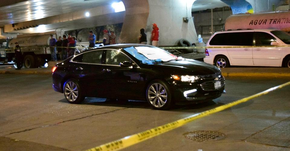 Asesinan a una mujer en Circuito Interior; le dispararon hombres a bordo de motocicletas